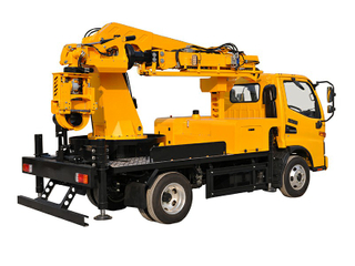 高空修剪車（綠化綜合養(yǎng)護車） RWQ5040TYHZZ