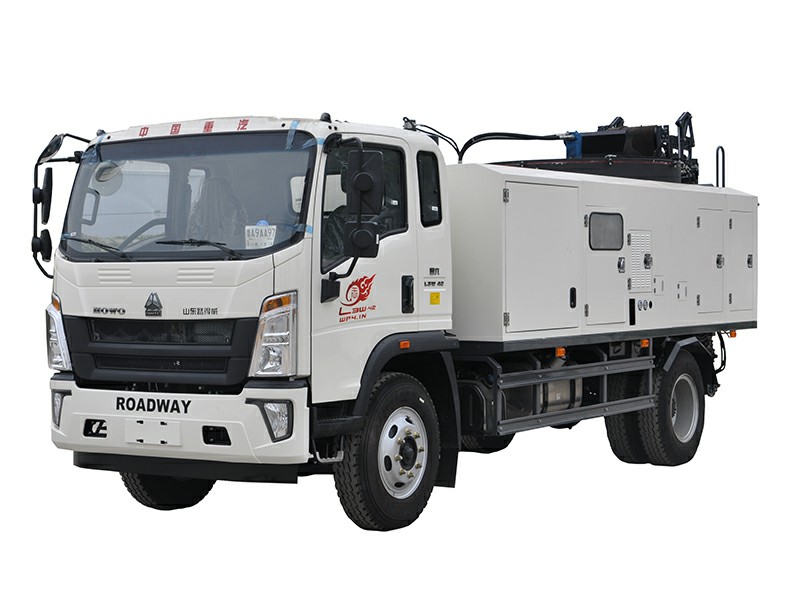 瀝青熱再生攤鋪車 RWQ5120TYHZZ